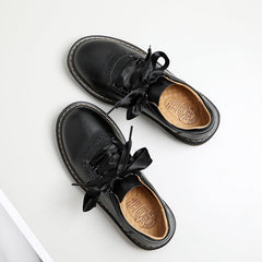 Round Toe Retro Ribbon Lace Up Oxford Shoes - Flats