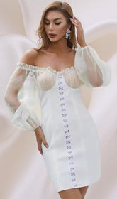 WHITE YARN SLEEVE MINI DRESS