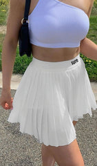 WHITE PLEATED SKIRT