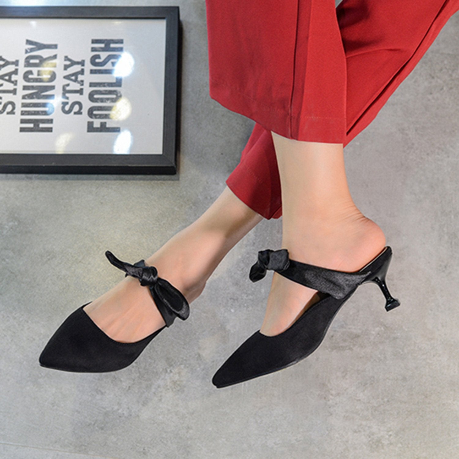 Suede Bow-knot Kitten Heel Mule