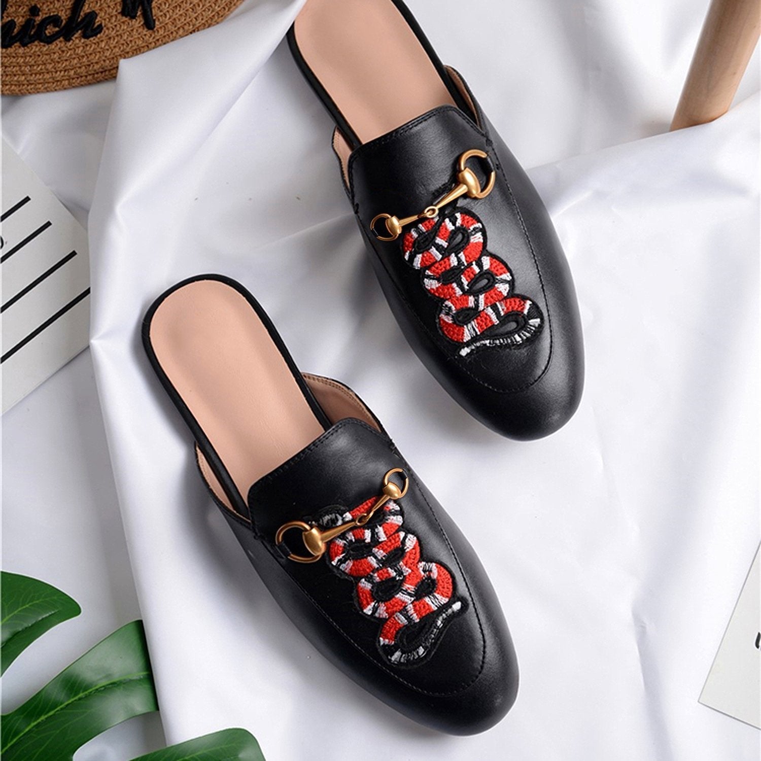 Casual Fashion Leather Tiger Pattern Velvet Slippers Mules