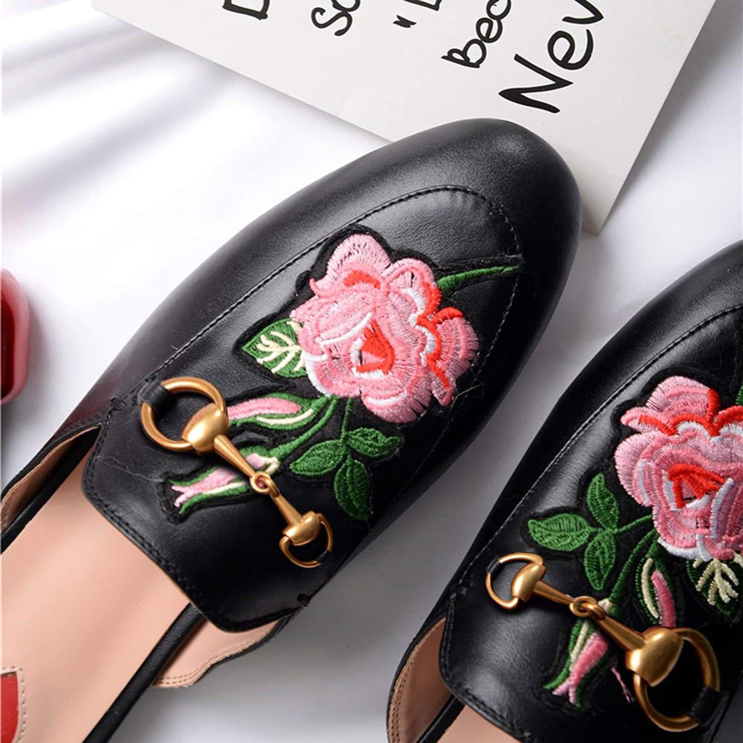 Heart Metal Buckle Embroidery Pattern Mules