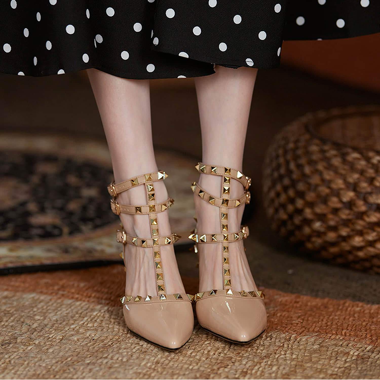 High Heel Pointed Rivet Sandals