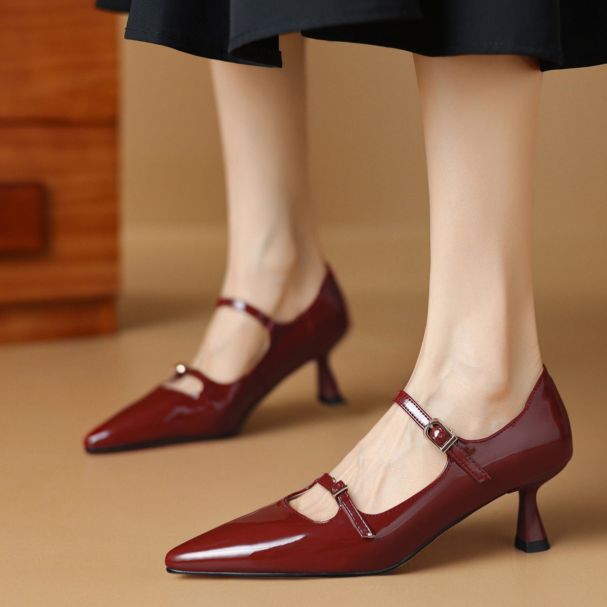 Burgundy Pointed Toe Kitten Heels Pumps with Buckle