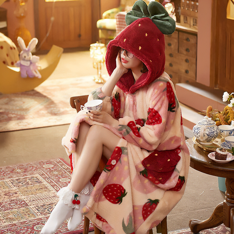 Cute Winter Strawberry Coral Velvet Pajama