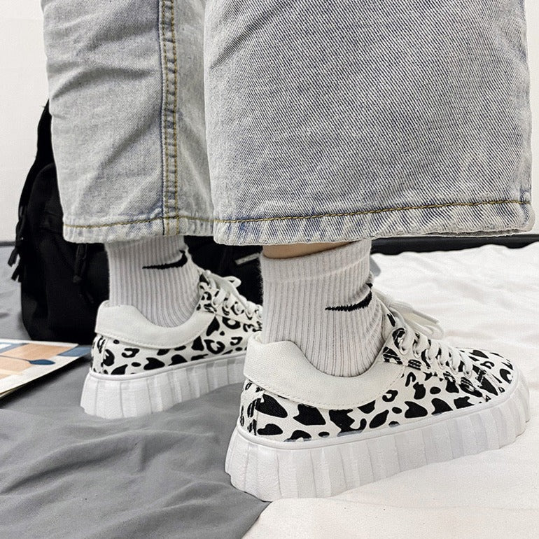 Women's Preppy Style Leopard Print Canvas Sneakers