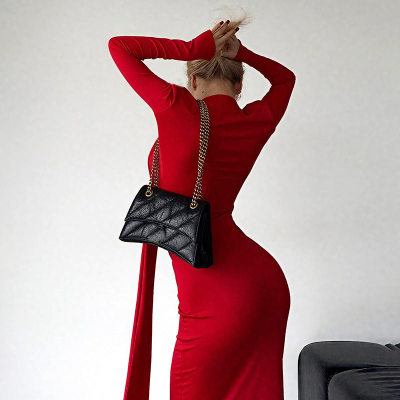 Temperament deep V-neck tie pleated niche dress