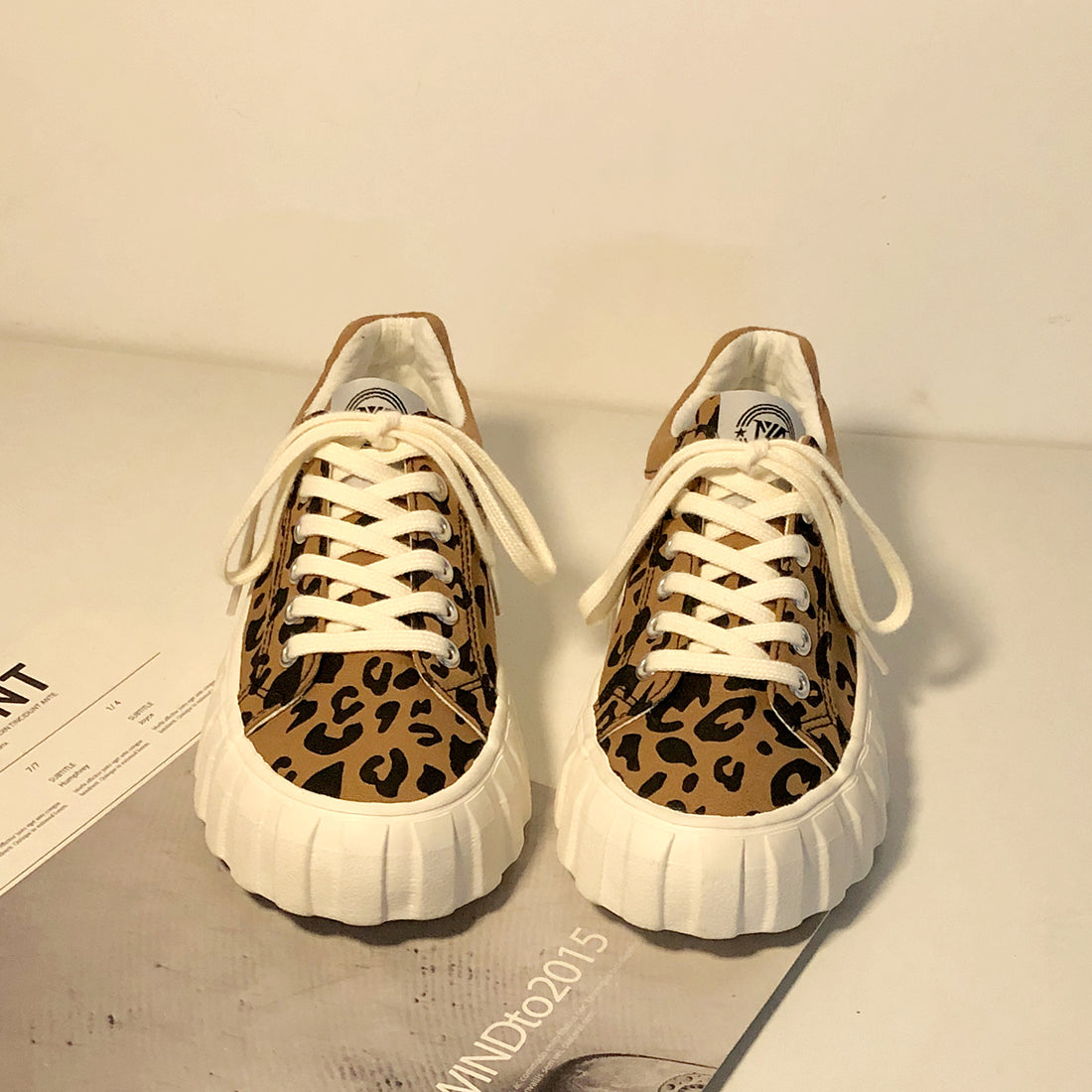 Women's Preppy Style Leopard Print Canvas Sneakers