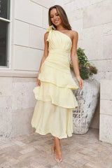Solid color off-shoulder ruffle dress