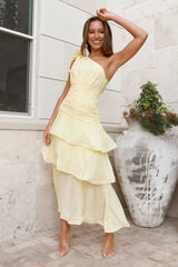 Solid color off-shoulder ruffle dress