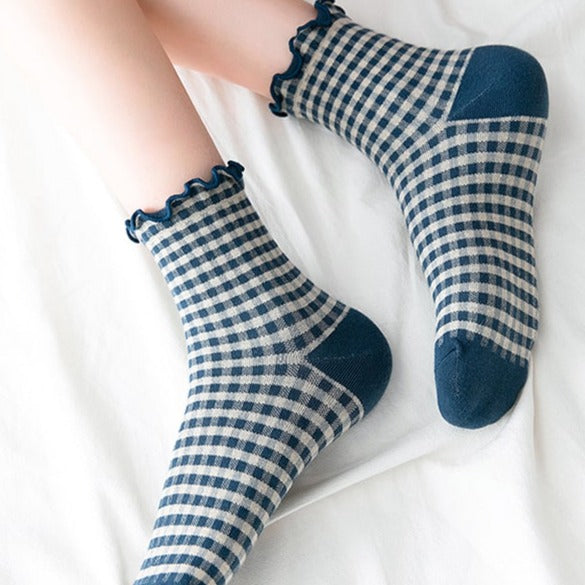 3 Pairs Cute Plaid Cotton Socks for Women