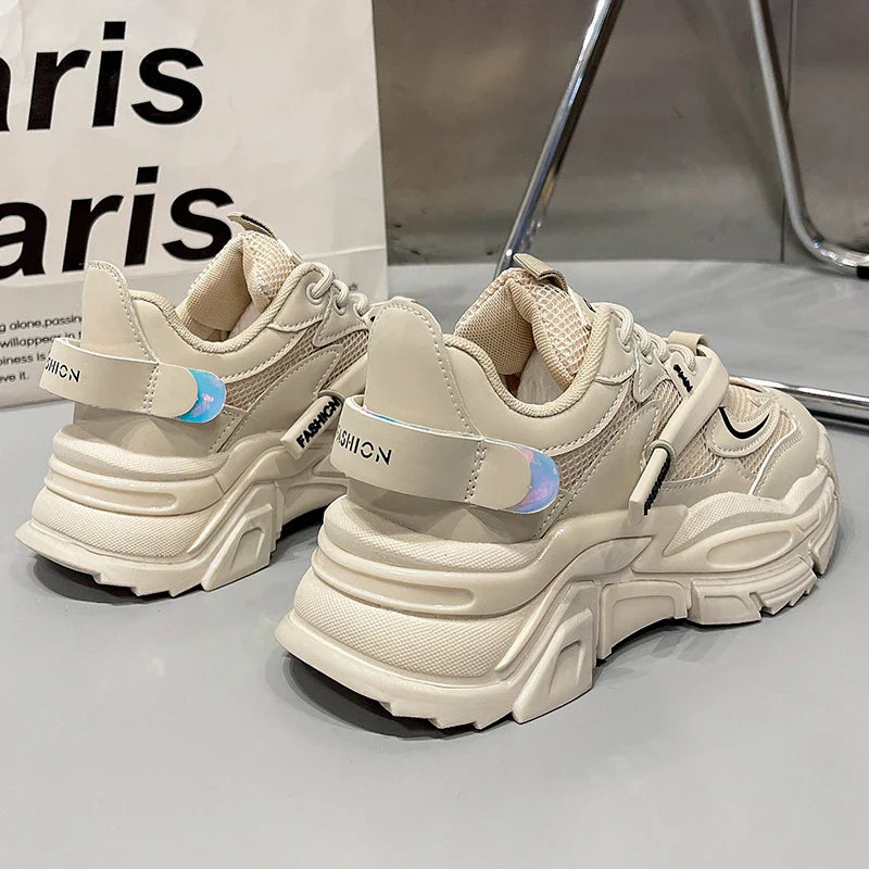 Lift Flow All-Match Sneakers