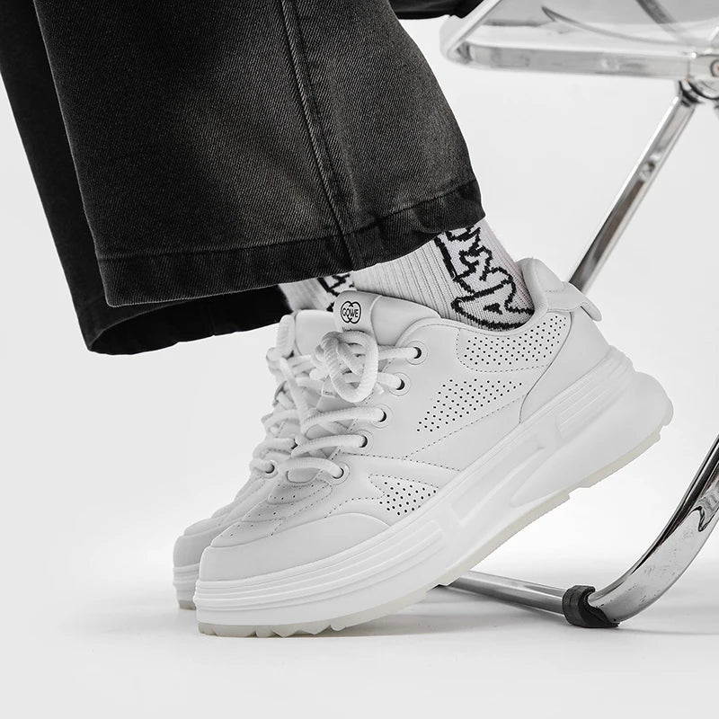 Light Stride Casual Sneakers