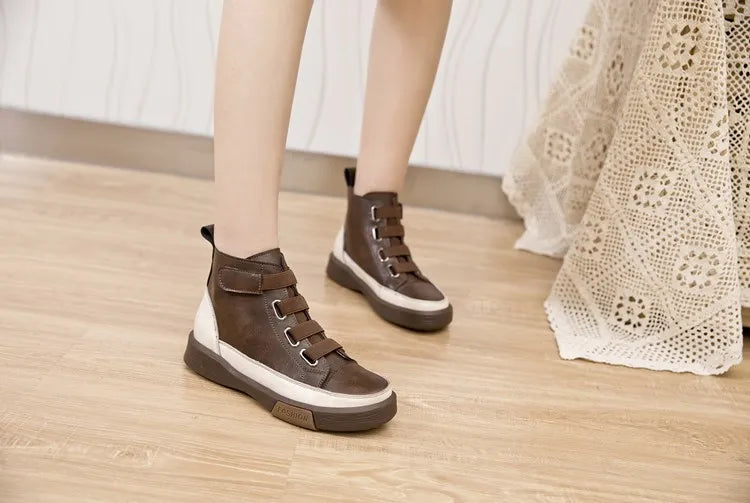 Leather Lace-up High-neck Shoes