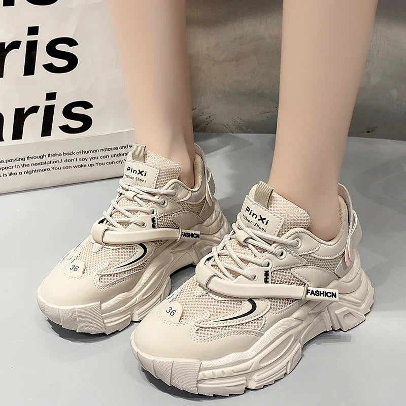 Lift Flow All-Match Sneakers