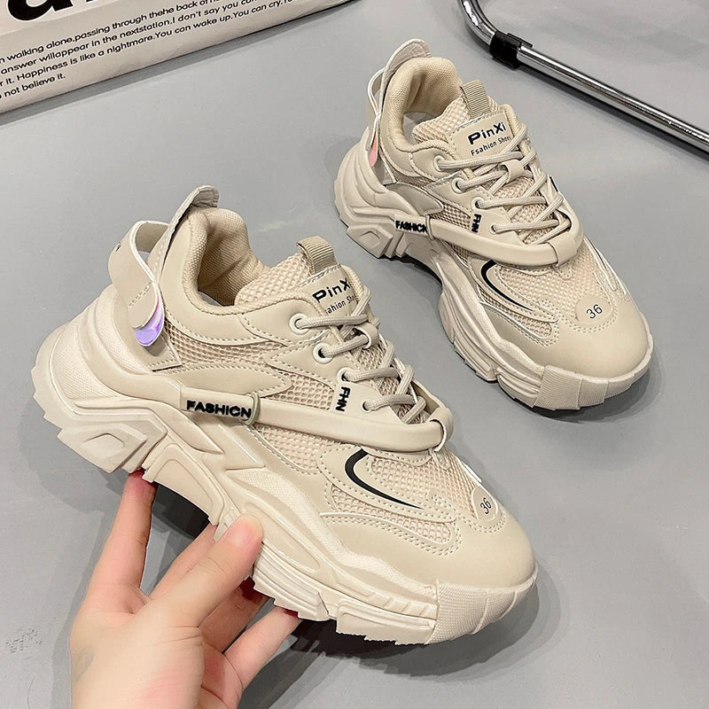 Lift Flow All-Match Sneakers