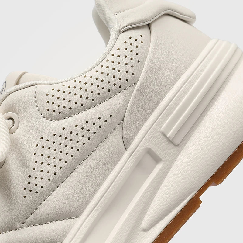 Light Stride Casual Sneakers