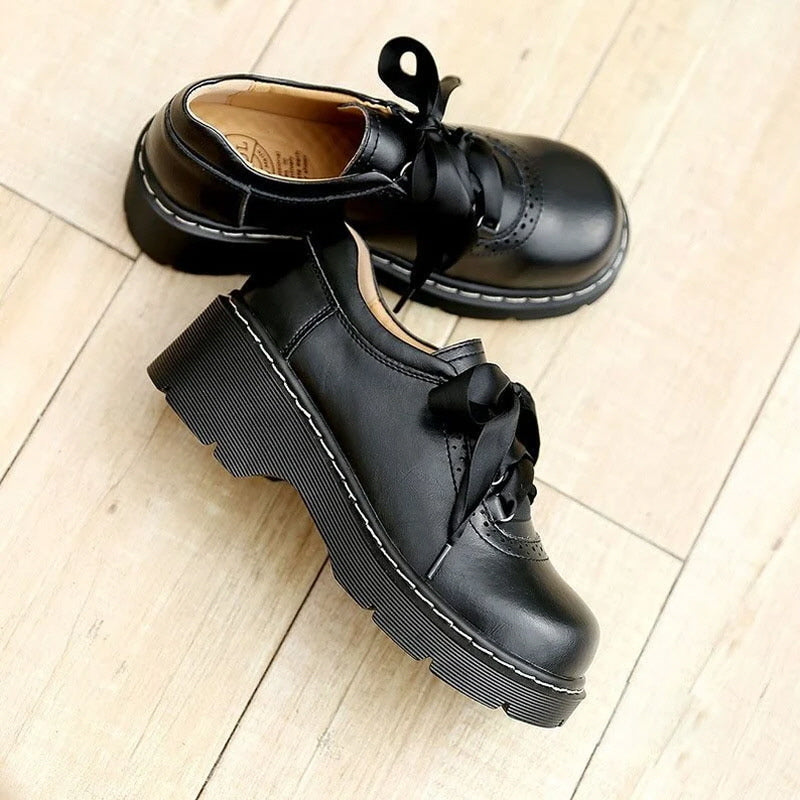 Round Toe Retro Ribbon Lace Up Oxford Shoes