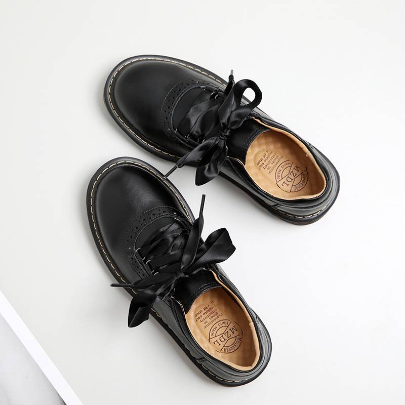 Round Toe Retro Ribbon Lace Up Oxford Shoes