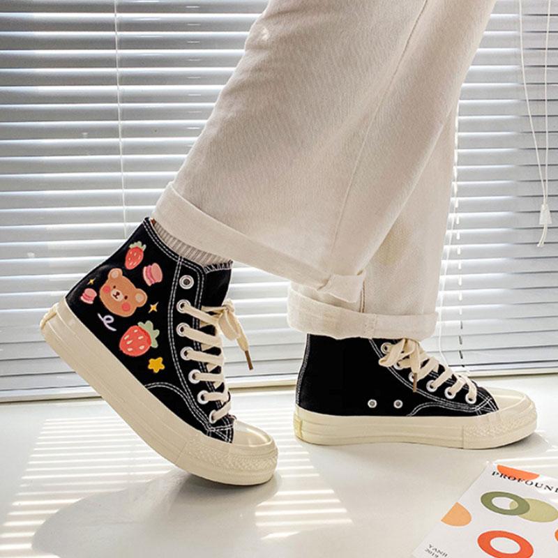 Kawaii Cartoon Bear Print High Top Canvas Shoes