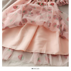 Vestido de gasa con encaje de fresa dulce