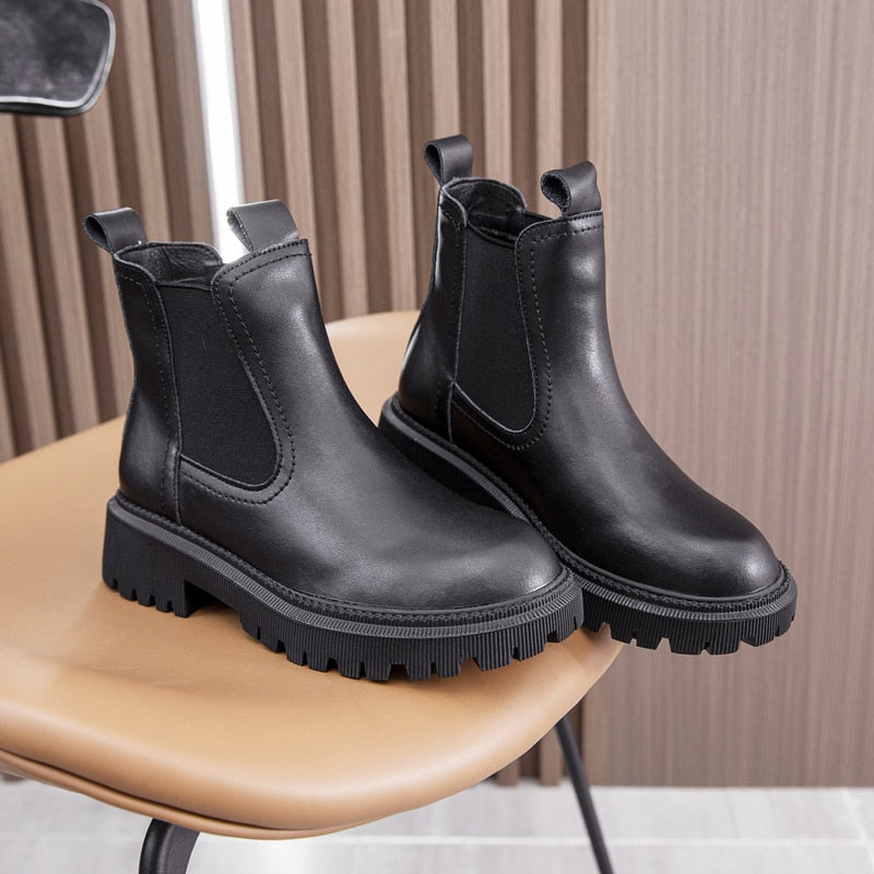 Women's Ankle Retro Chelsea Boots