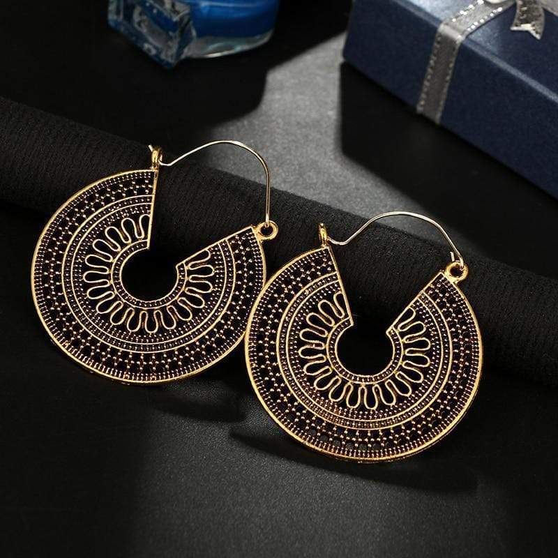 Hollow Flower Dangle Earrings