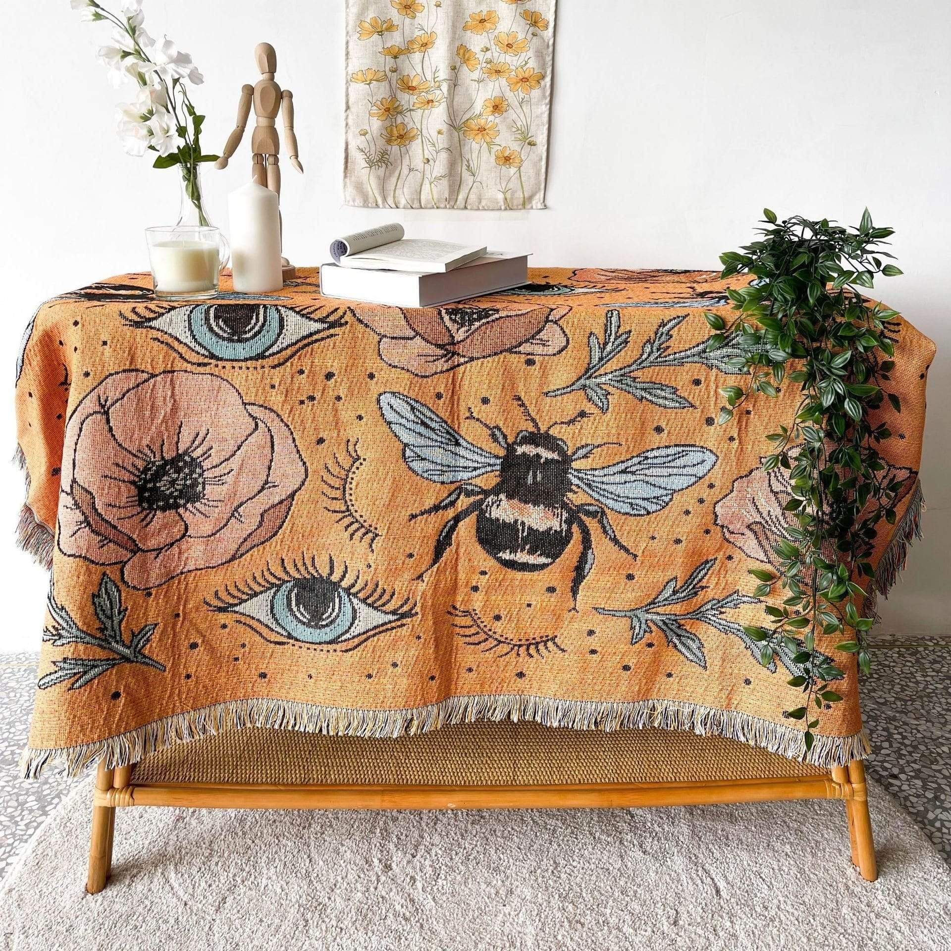 Cute Bees Throw