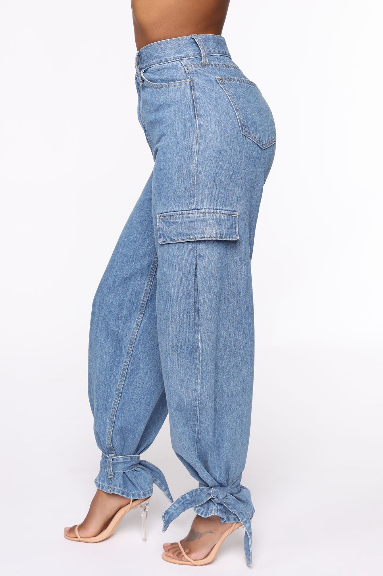 Too Tied Up Balloon Mom Jeans - Medium Wash