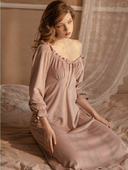 Thick Flannel Round Neck Long-sleeved Home Nightdress