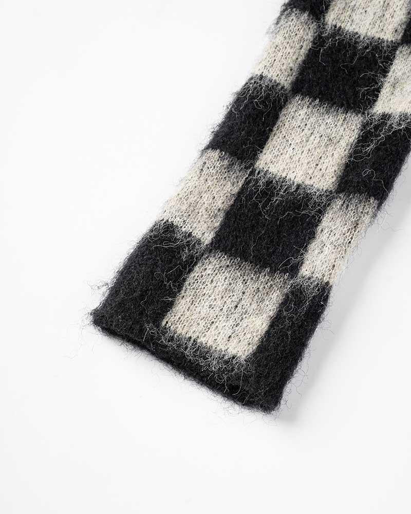 Moonmoor Fuzzy Checkered Crop Sweater