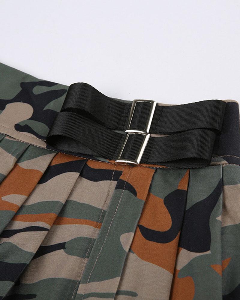 Camouflaged Pleated Mini Skirt